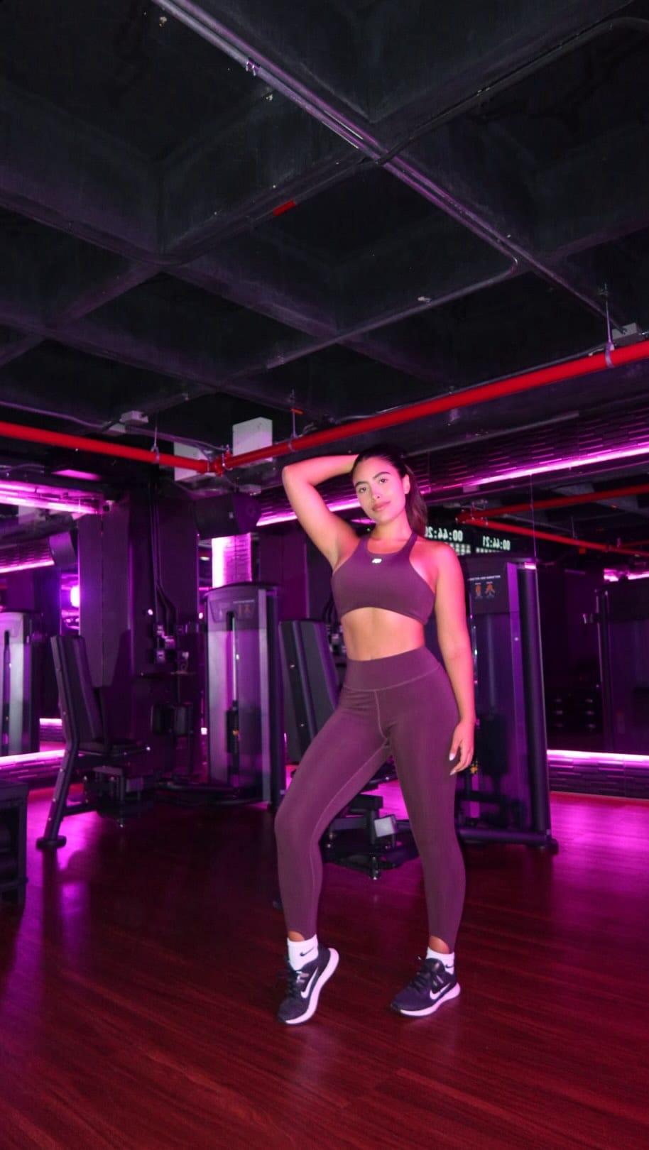 Post 2 by MANUELA VALENCIA on Instagram (video)