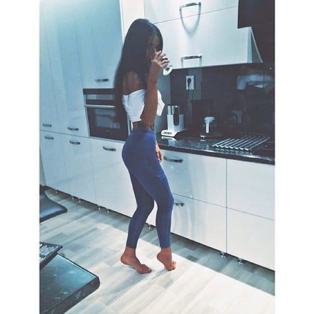 Post 1 by Alexa Ren on Instagram (image)