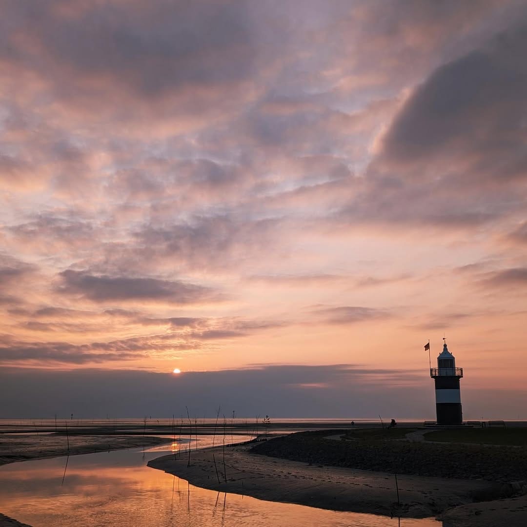 Post 7 by Stephan Hansen on Instagram (image)
