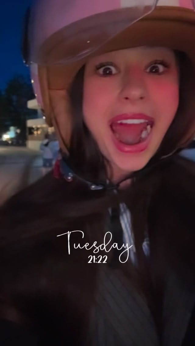 Post 7 by Elena Lyubenova on Instagram (video)