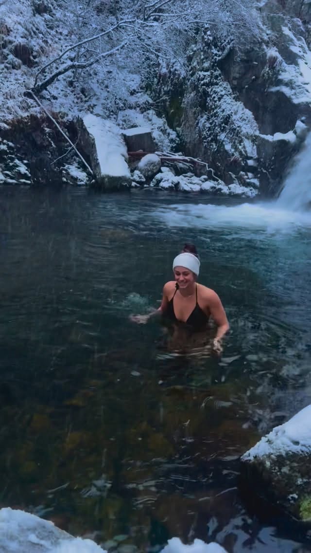 Post 1 by Elena Lyubenova on Instagram (video)