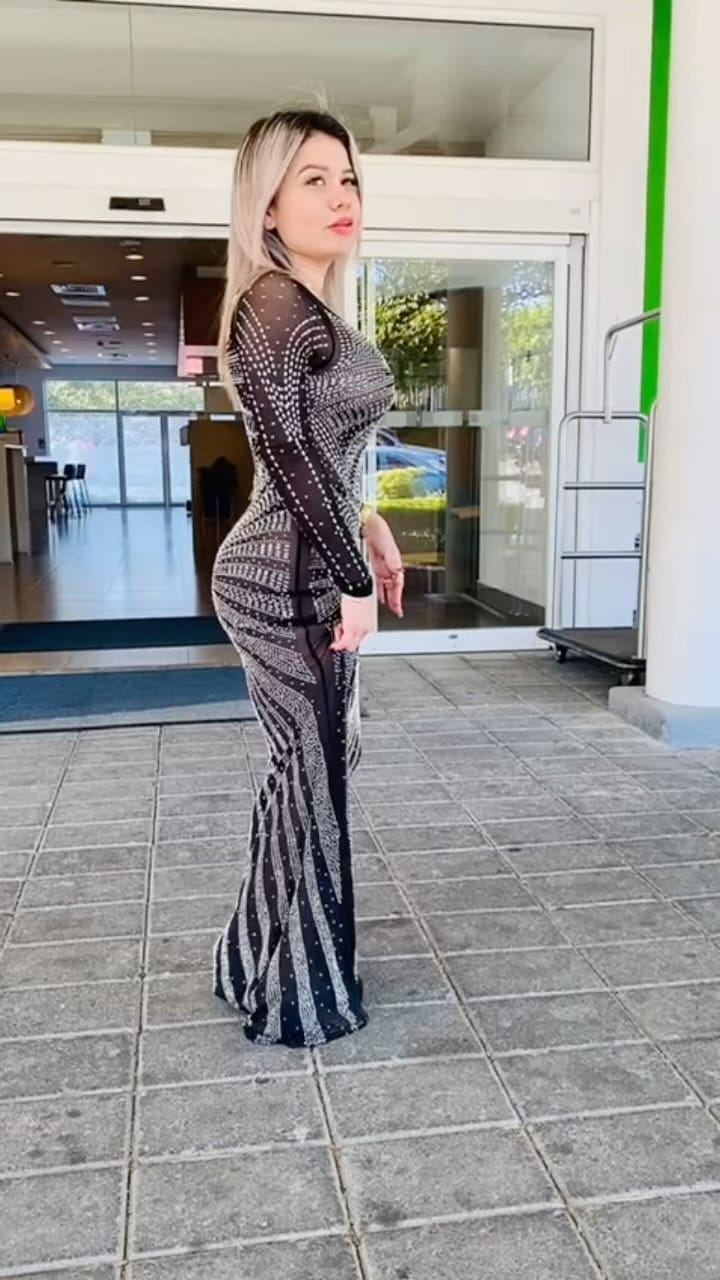 Post 7 by Juni on Instagram (video)