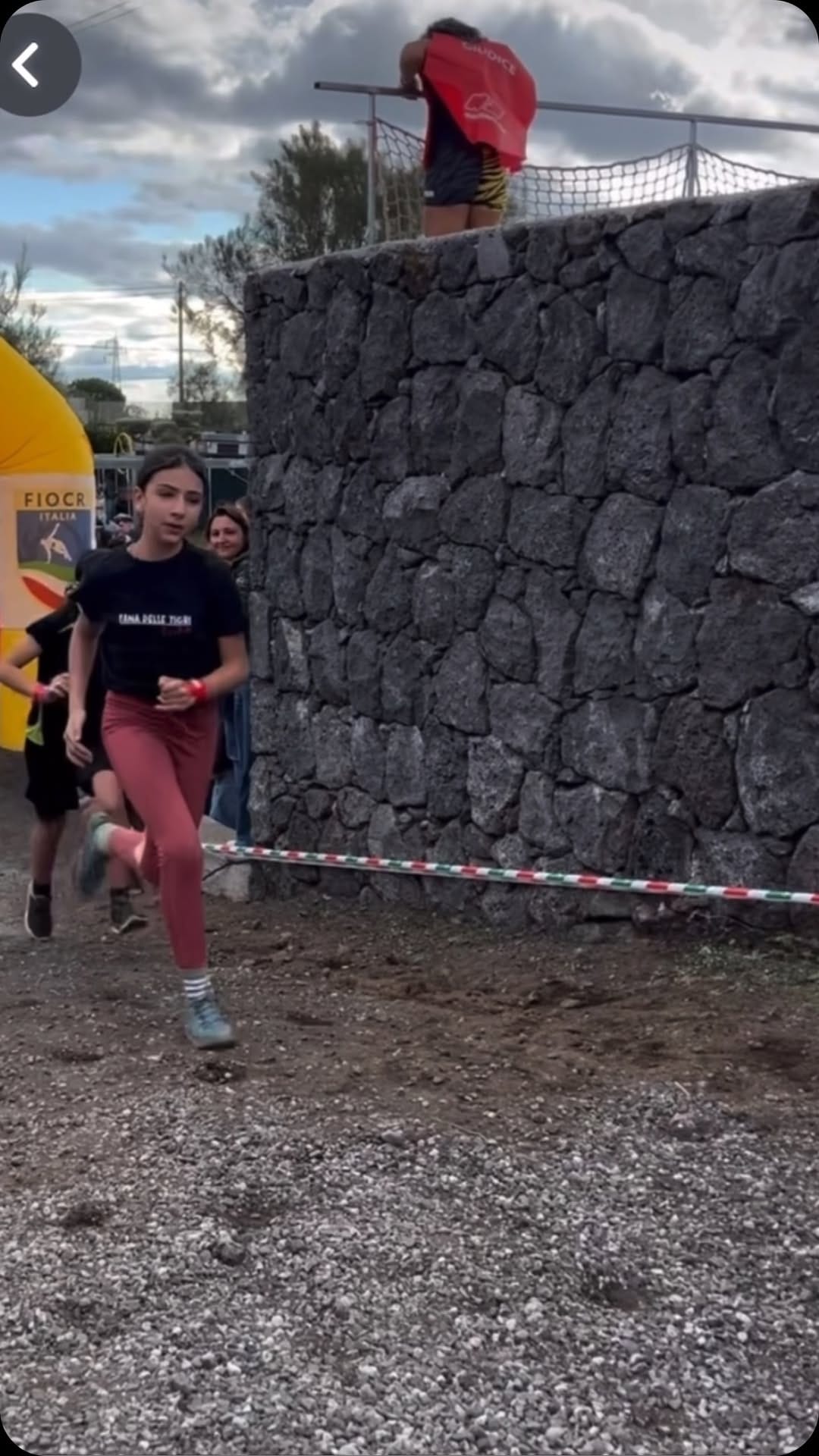 Post 1 by Aloiv on Instagram (video)
