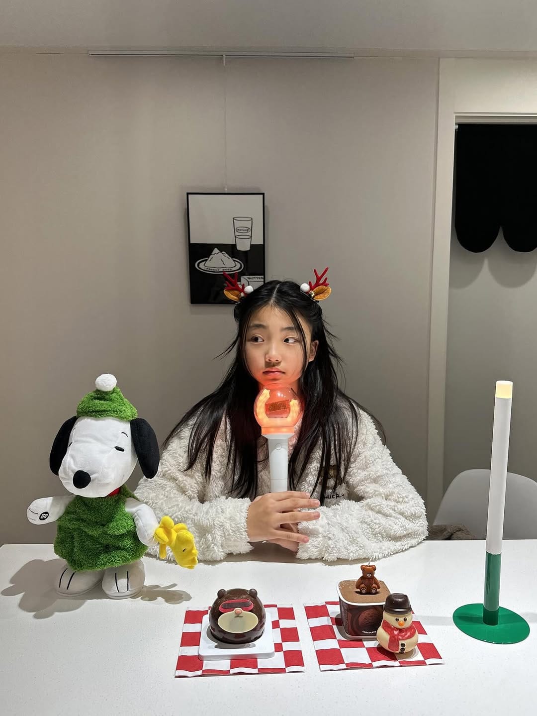 Post 9 by 따봉이🍒 on Instagram (carousel)