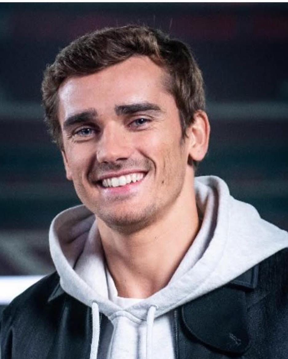 Post 4 by Compte fan de Griezmann on Instagram (image)