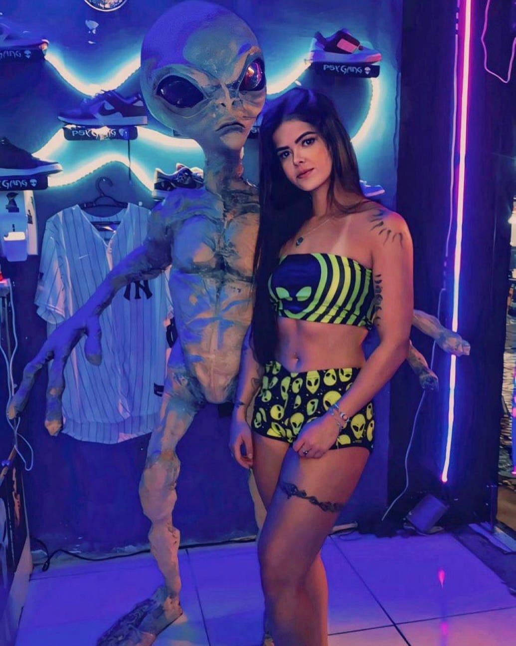 Post 5 by PsY GanG 👽 on Instagram (image)