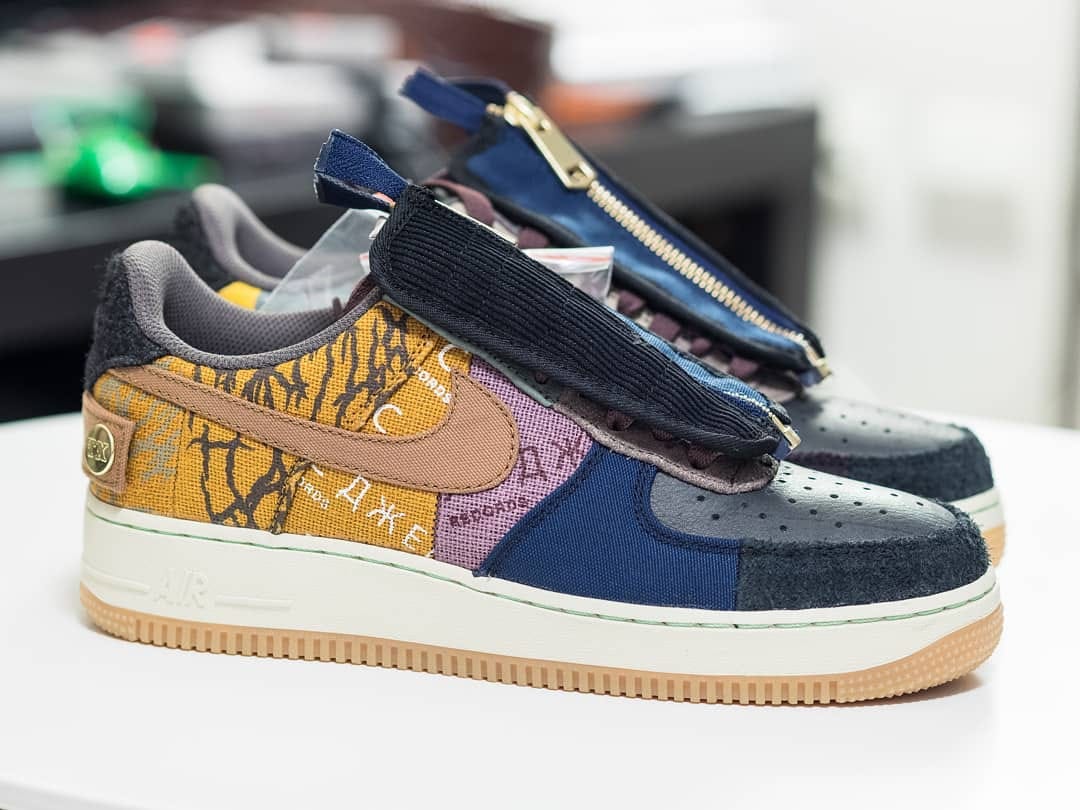 Post 9 by Troc Sneakers on Instagram (image)