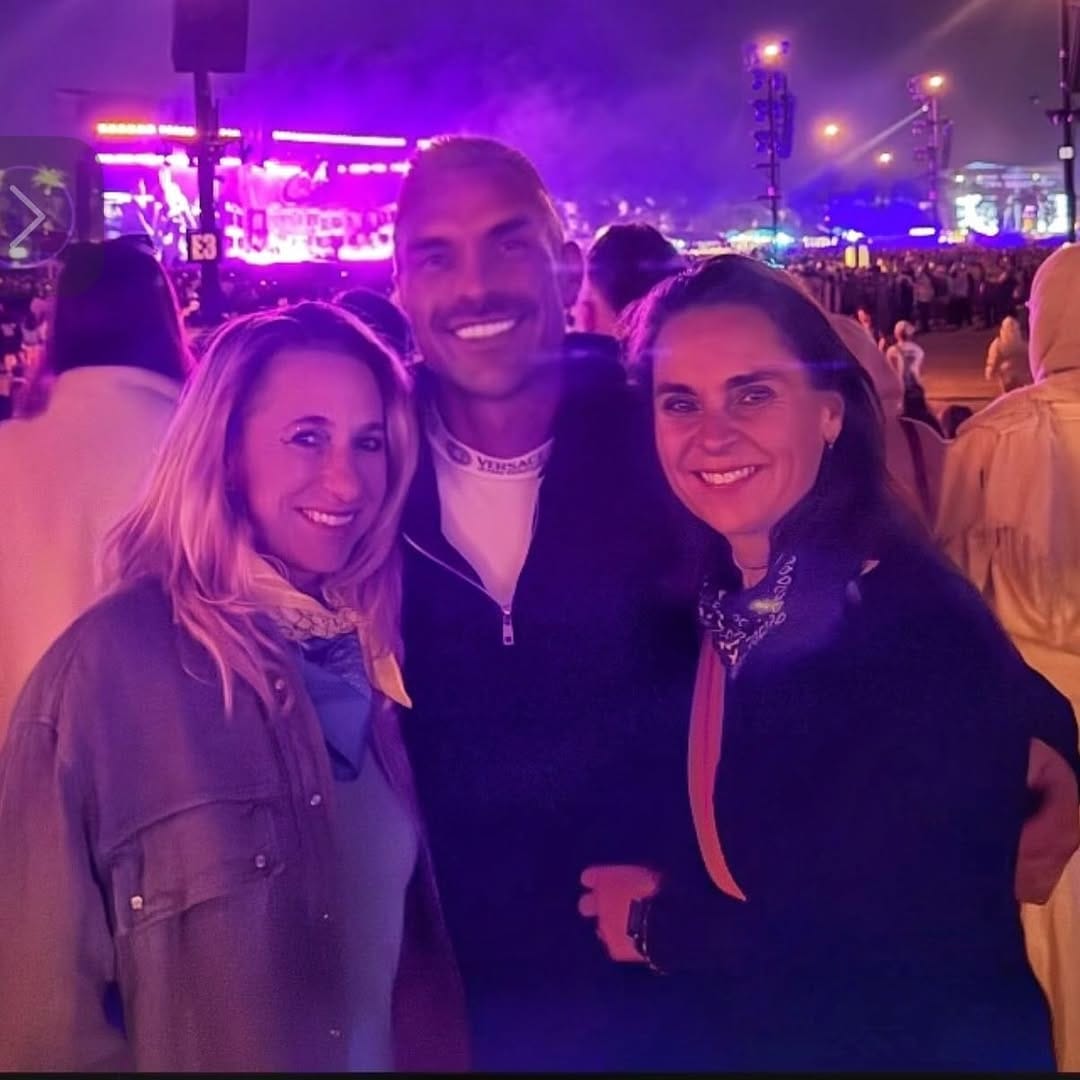 Post 5 by Patrick Stuart on Instagram (image)
