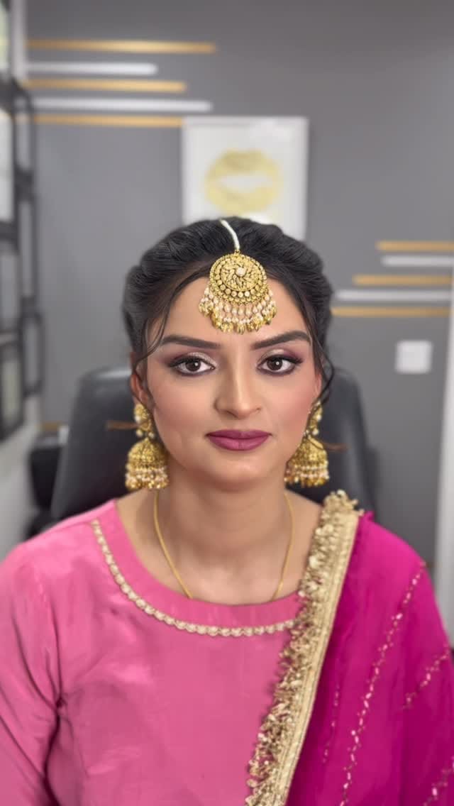 Post 2 by Glam Beauty Space on Instagram (video)