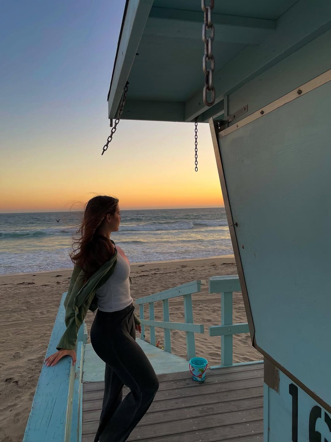 Post 9 by ÀＵＲＥＡ on Instagram (carousel)