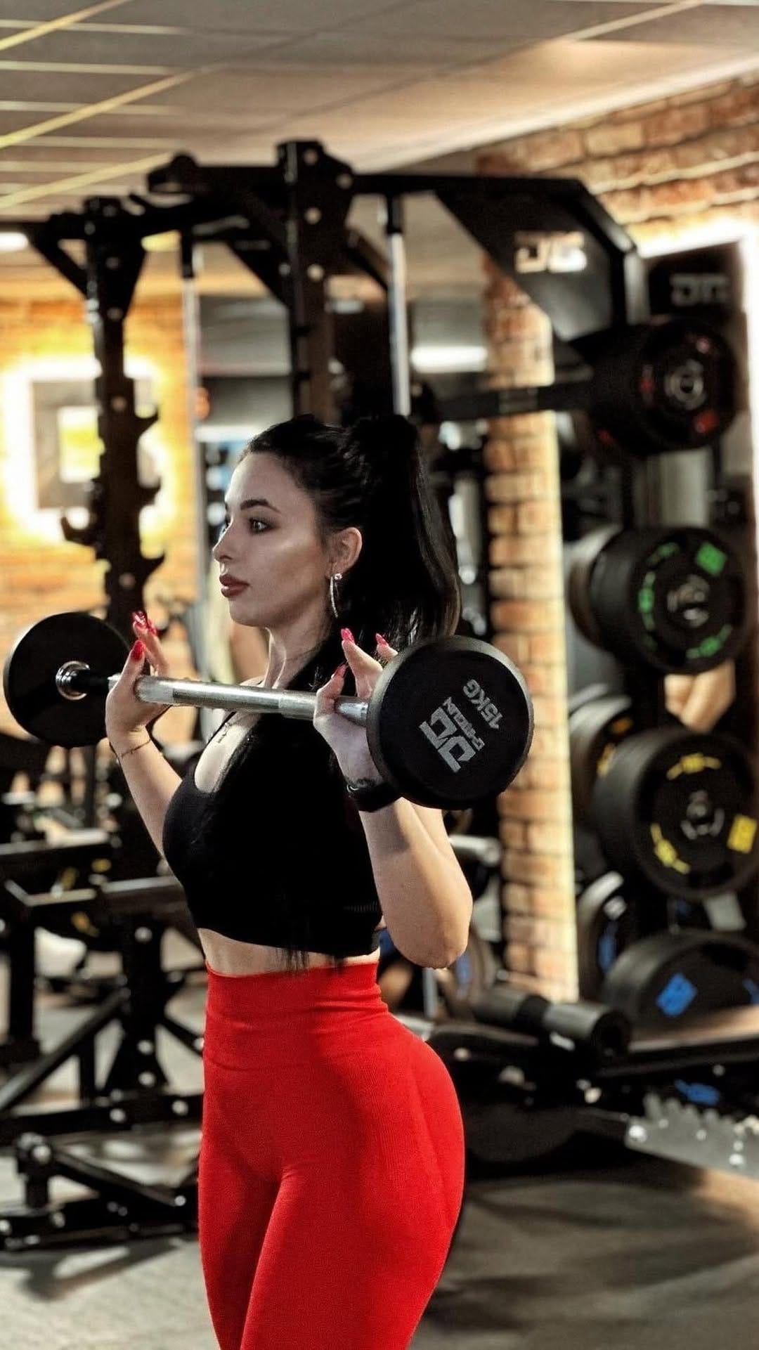 Post 9 by Marianka Drobiazho on Instagram (video)