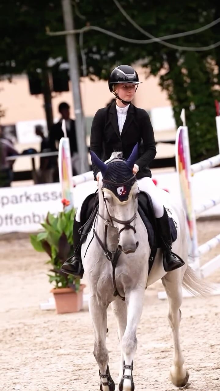 Post 7 by Nickie Leckebusch on Instagram (video)
