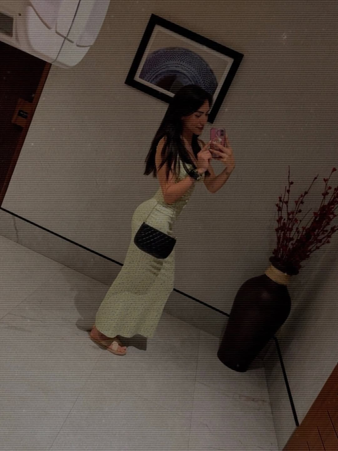 Post 8 by Ximena Medina on Instagram (carousel)