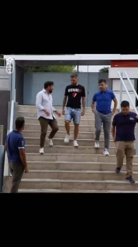 Post 8 by Alberto Perea Correoso on Instagram (video)
