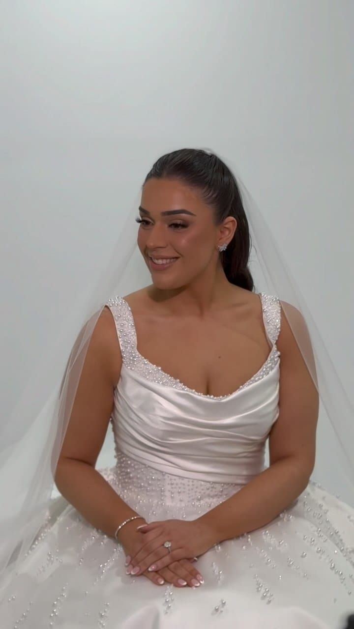 Post 4 by Makeup By Georgia on Instagram (video)