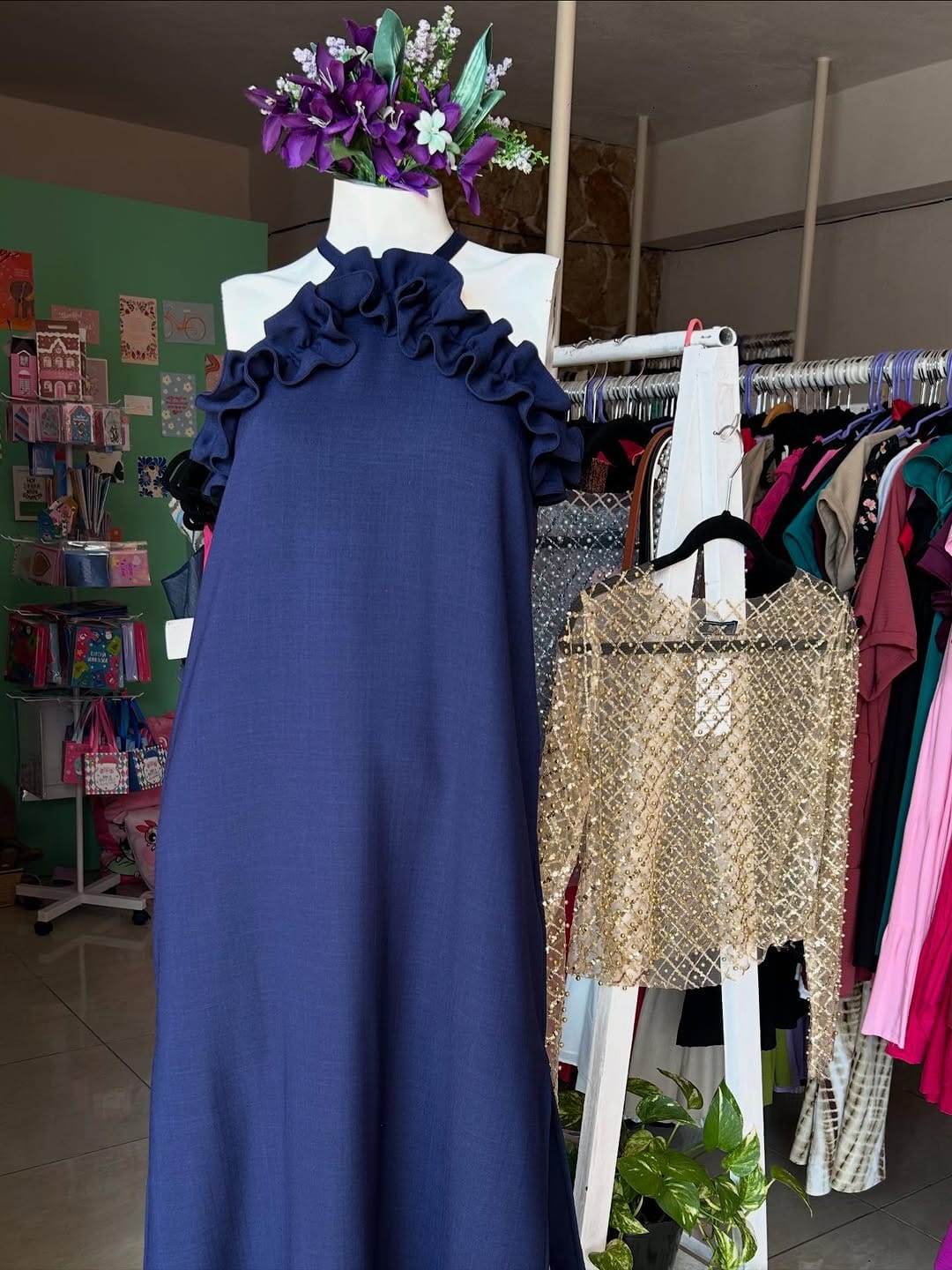 Post 2 by Emilia Boutique on Instagram (carousel)