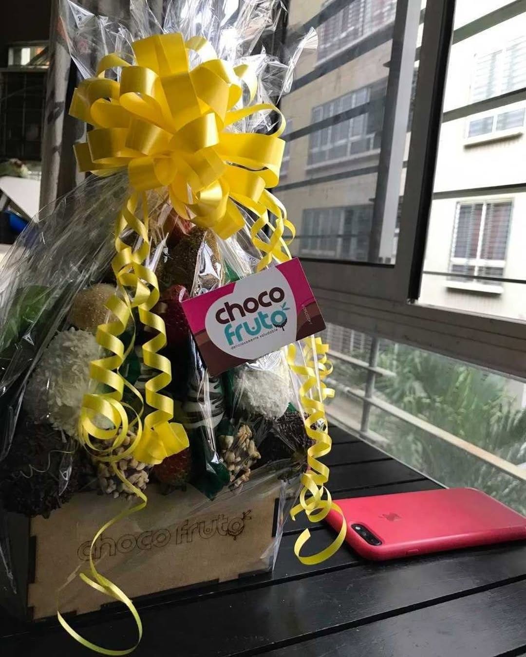 Post 10 by Arreglos frutales chocolate on Instagram (carousel)