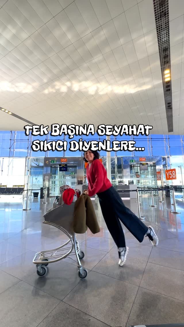 Post 2 by Duygu&Ismail on Instagram (video)