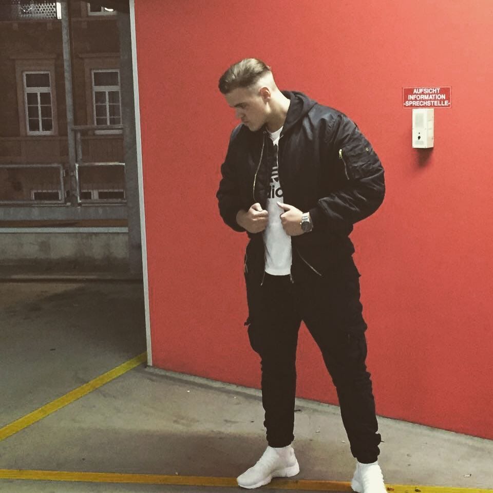 Post 4 by Nick on Instagram (image)