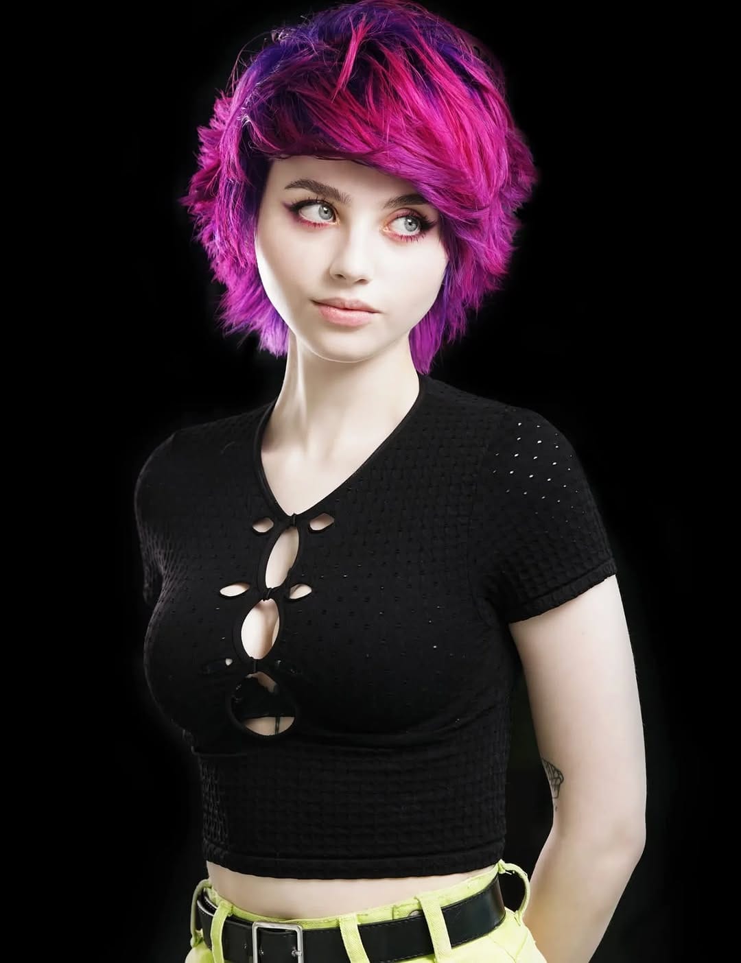 Post 1 by VANCOUVER HAIRDRESSER on Instagram (image)