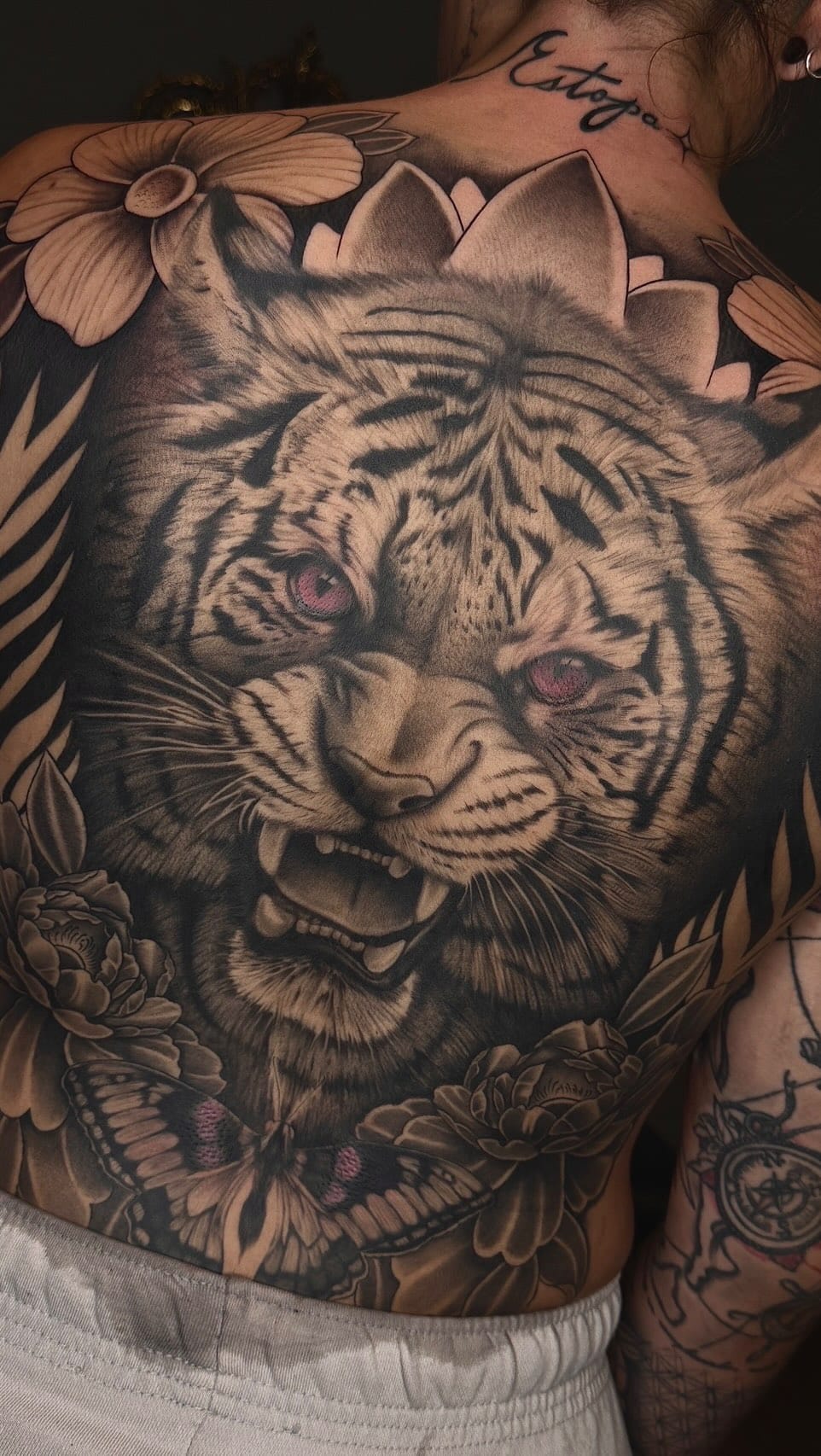 Post 10 by Graze Tattoo on Instagram (video)