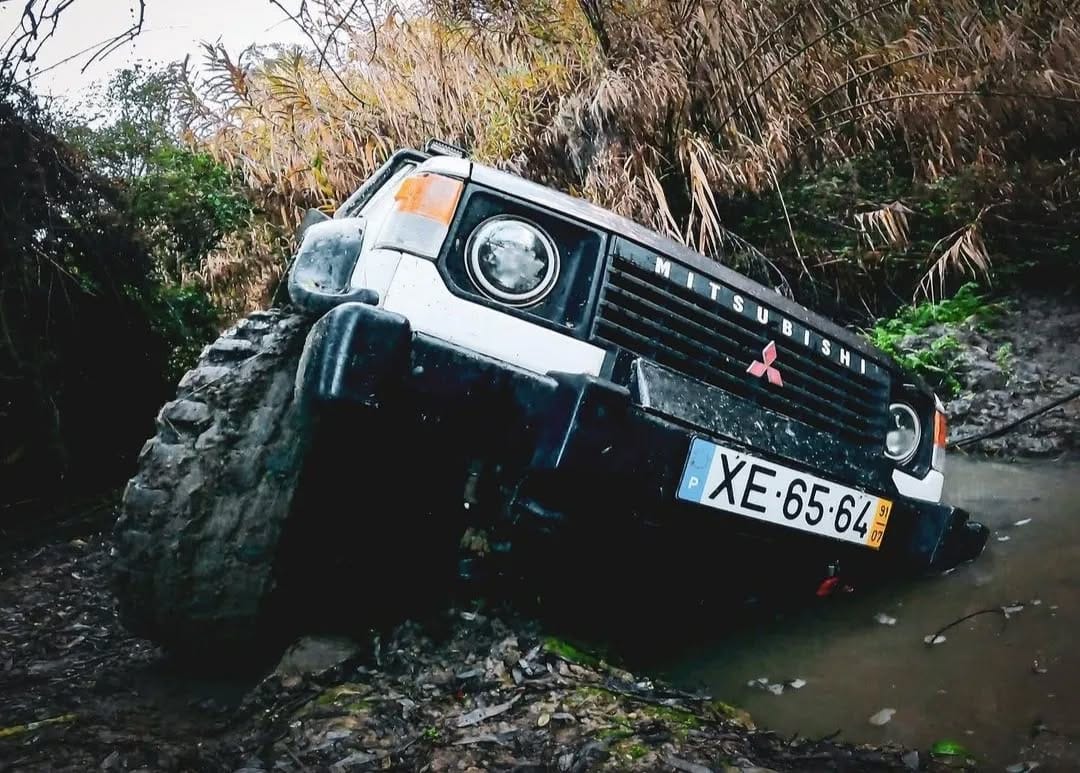 Post 5 by Mitsubishi Colombia Off - Road on Instagram (image)