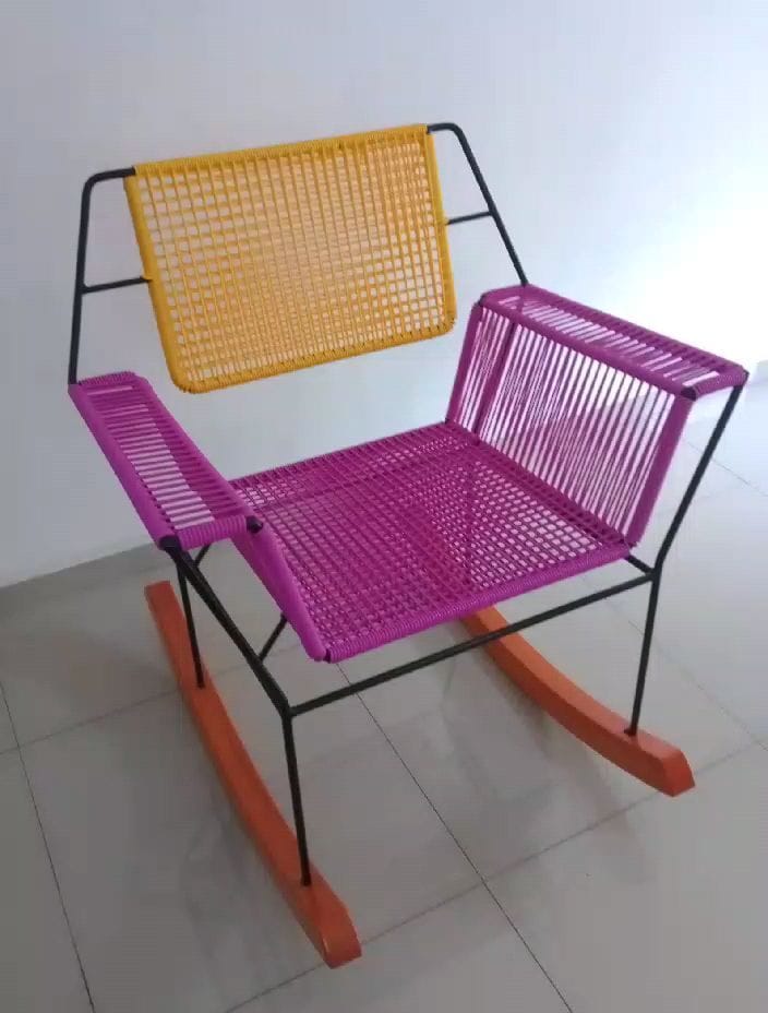 Post 5 by Xeek Mobiliario on Instagram (video)