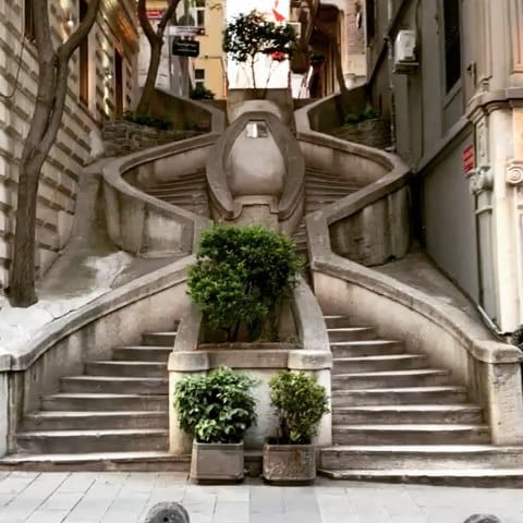 Post 5 by AHMED ♥️  LİFE SUGAR on Instagram (video)