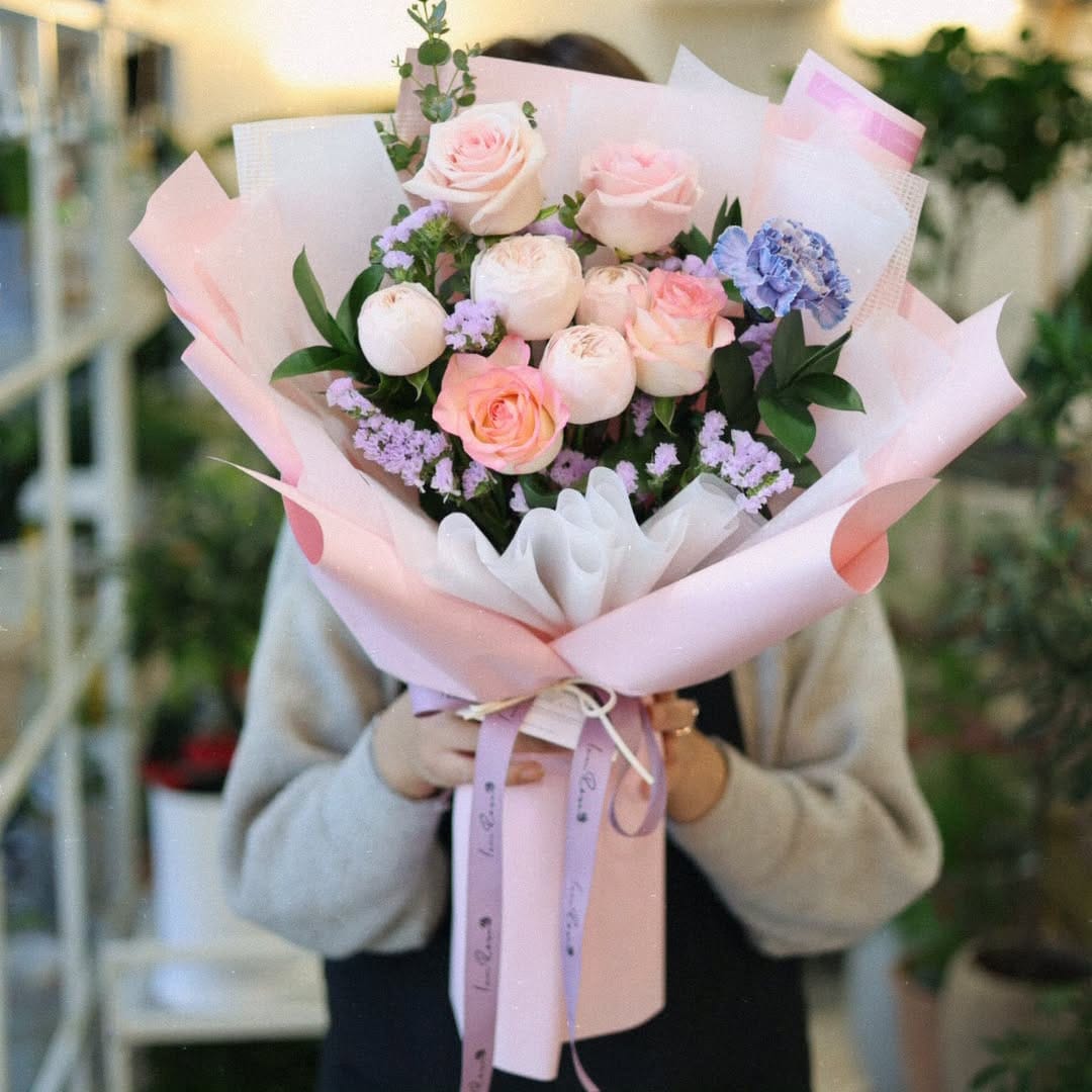 Post 7 by 아이엠로사플라워 on Instagram (image)