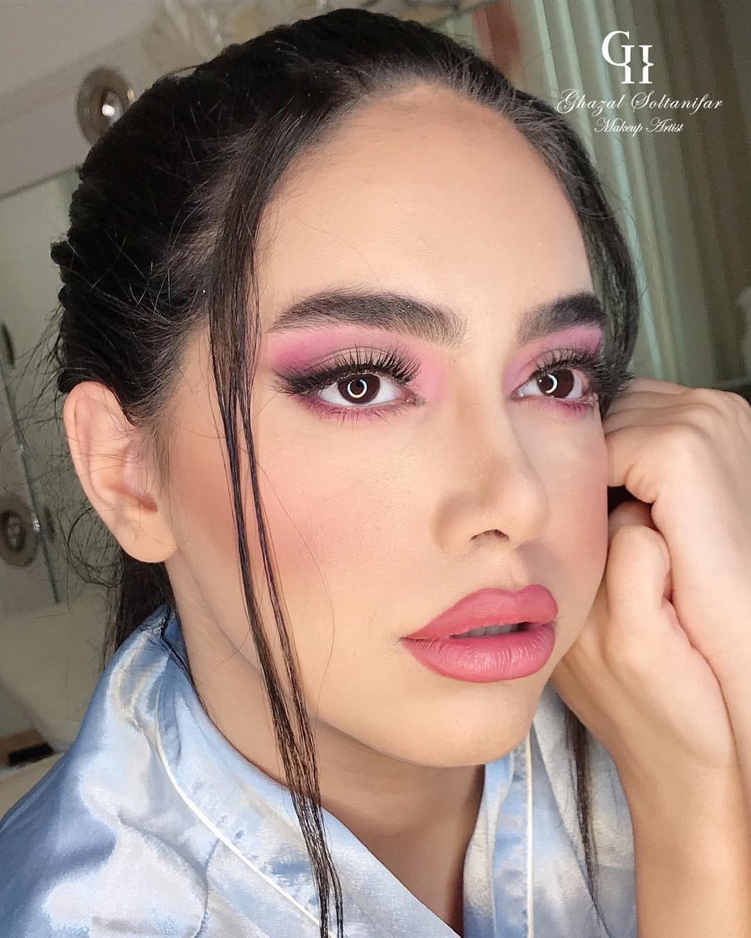 Post 8 by Makeup/Ghazal Soltanifar on Instagram (carousel)