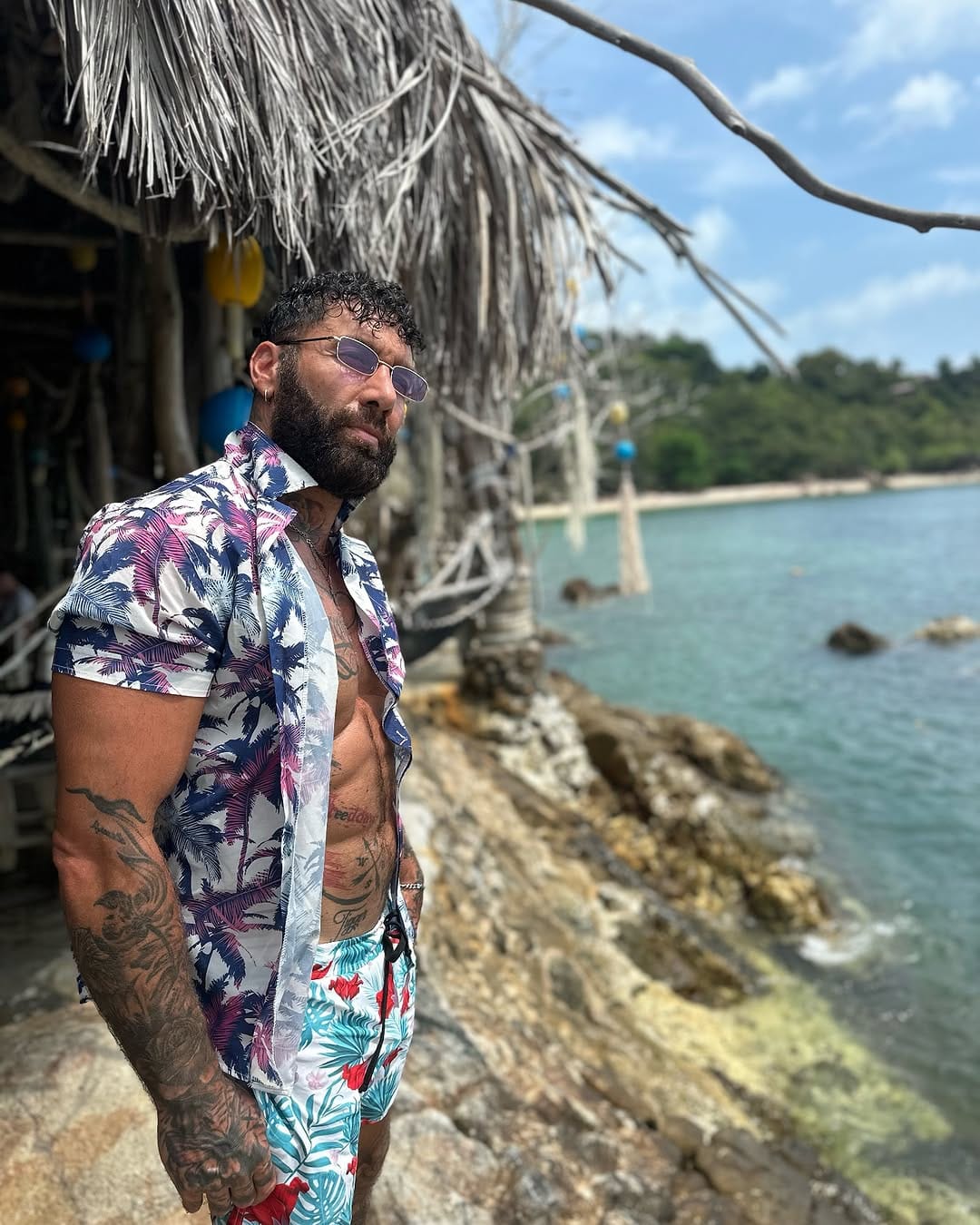 Post 9 by Thomas Baggy Bagdas on Instagram (image)