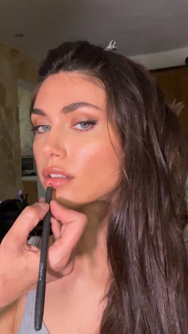 Post 2 by AnaiPérez Hair Make up Ibiza on Instagram (video)
