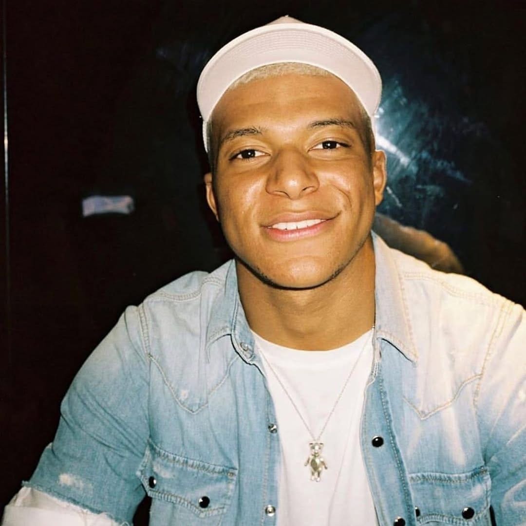 Post 10 by Mbappé_fan🇫🇷 on Instagram (image)
