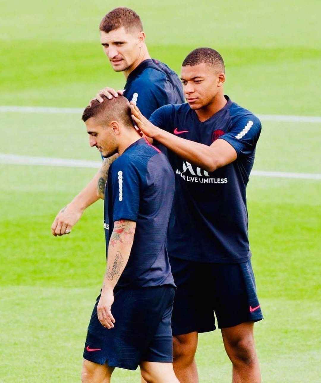 Post 8 by Mbappé_fan🇫🇷 on Instagram (image)
