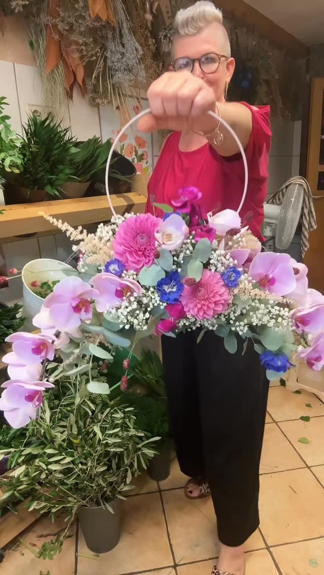 Post 10 by MyCasaflora on Instagram (video)