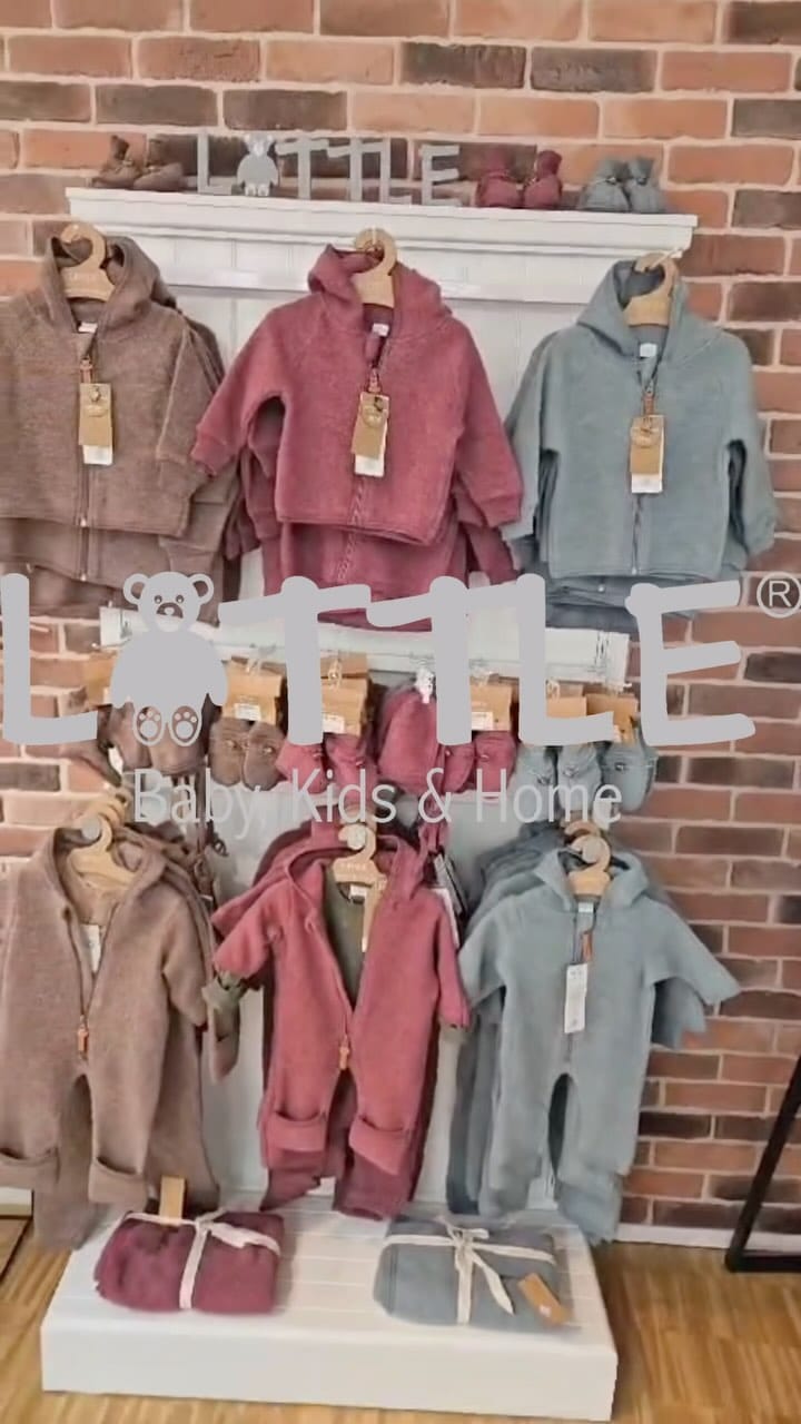 Post 2 by Little Shop Wuppertal on Instagram (video)