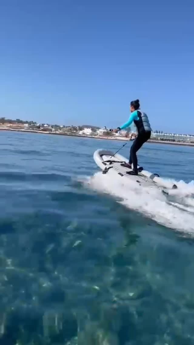 Post 8 by mo-jetboard on Instagram (video)