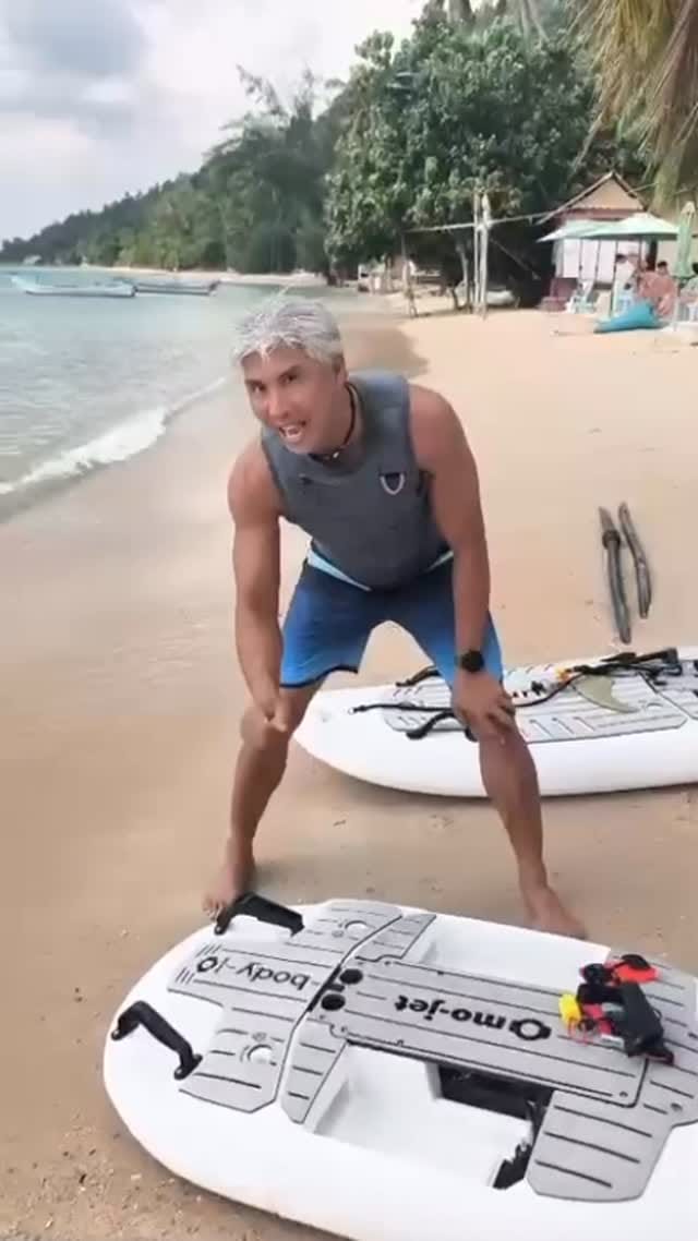 Post 6 by mo-jetboard on Instagram (video)
