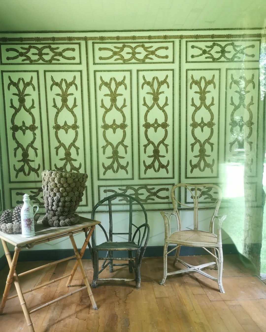 Post 4 by LE LOIR EN PAPILLON - Paris on Instagram (image)