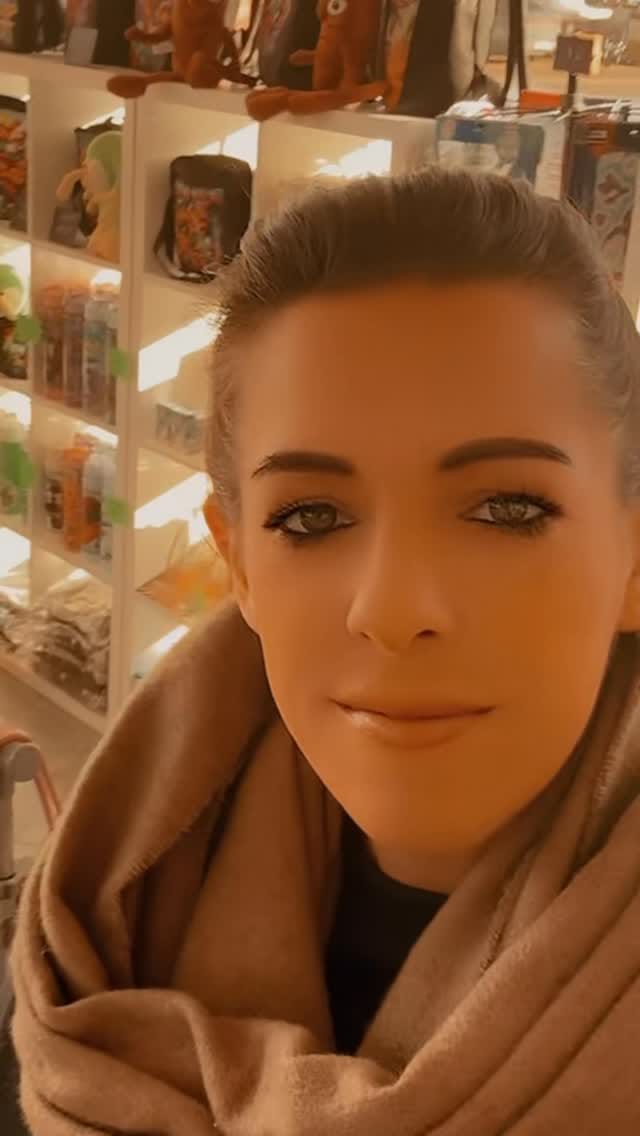Post 5 by Ramona Vordisch on Instagram (video)