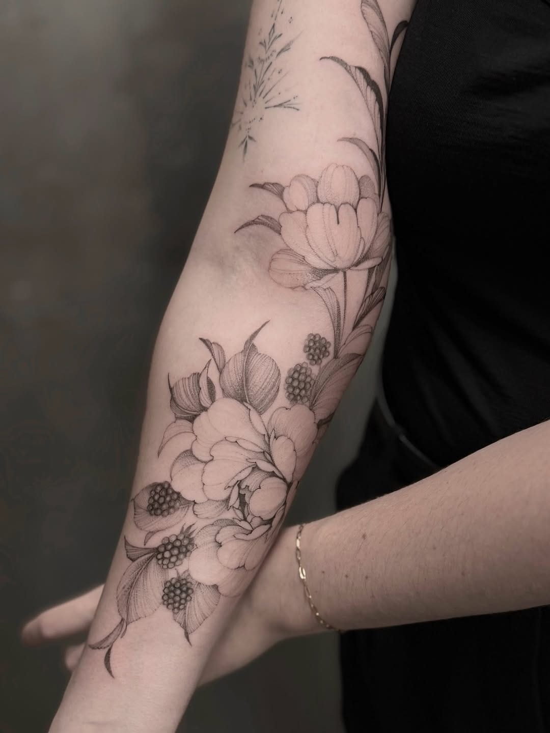 Post 10 by MISCHA | Tattoo Artist Stuttgart on Instagram (carousel)
