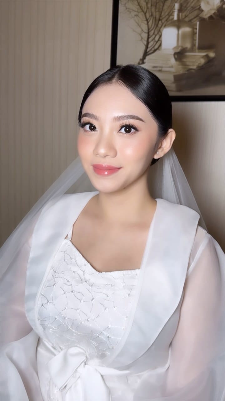 Post 8 by Melissa Mitro on Instagram (video)