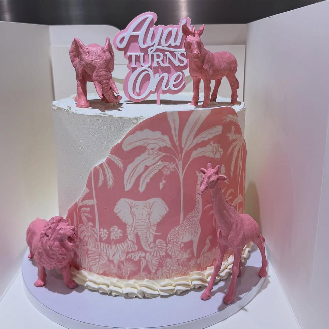 Post 8 by Sweet Tooth Bakery🍰🎂 on Instagram (image)