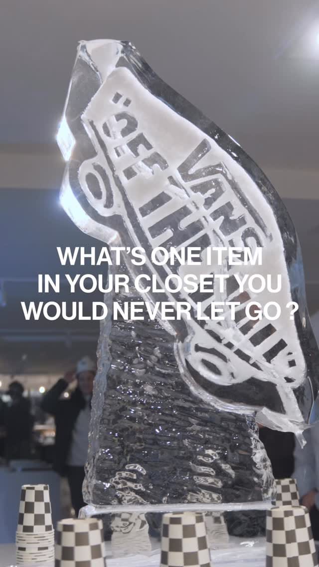 Post 1 by CLUB THEOS INC. on Instagram (video)
