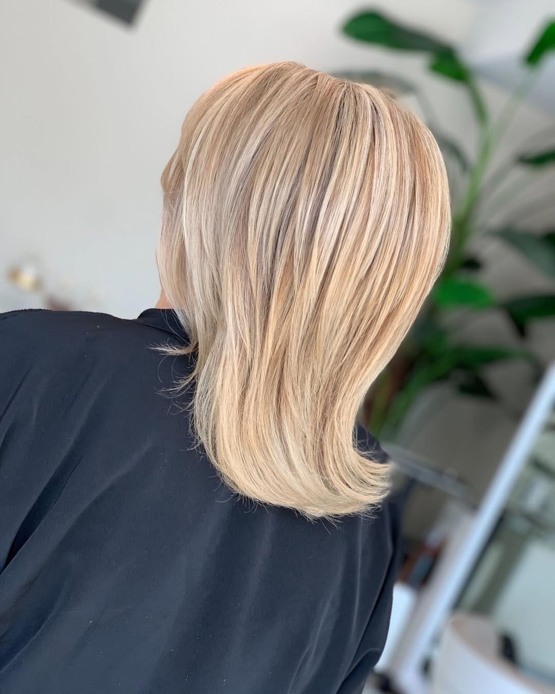 Post 5 by Mina | Color Artist on Instagram (carousel)