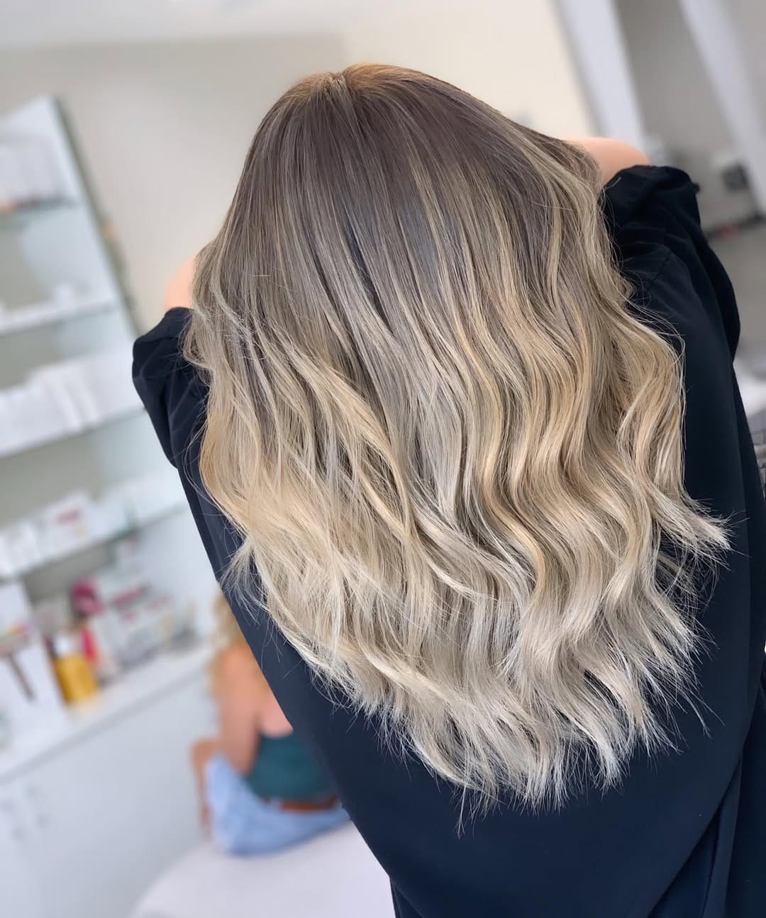 Post 8 by Mina | Color Artist on Instagram (image)