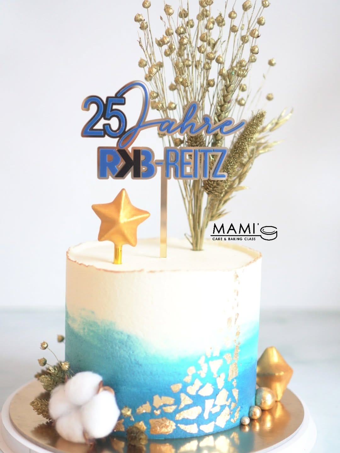Post 8 by Mami's Torten on Instagram (image)