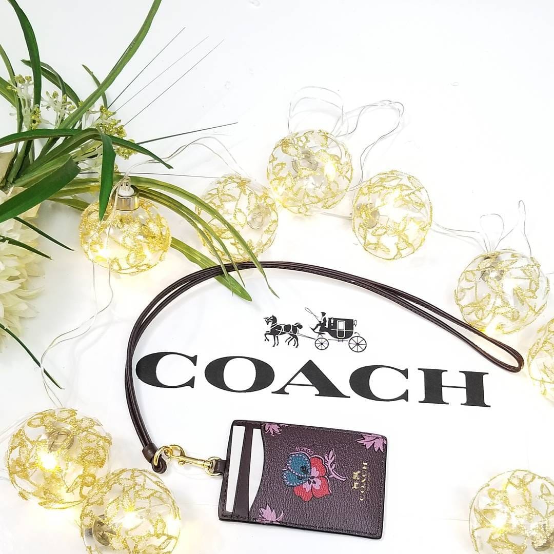 Post 7 by Posh Lifestyle on Instagram (carousel)