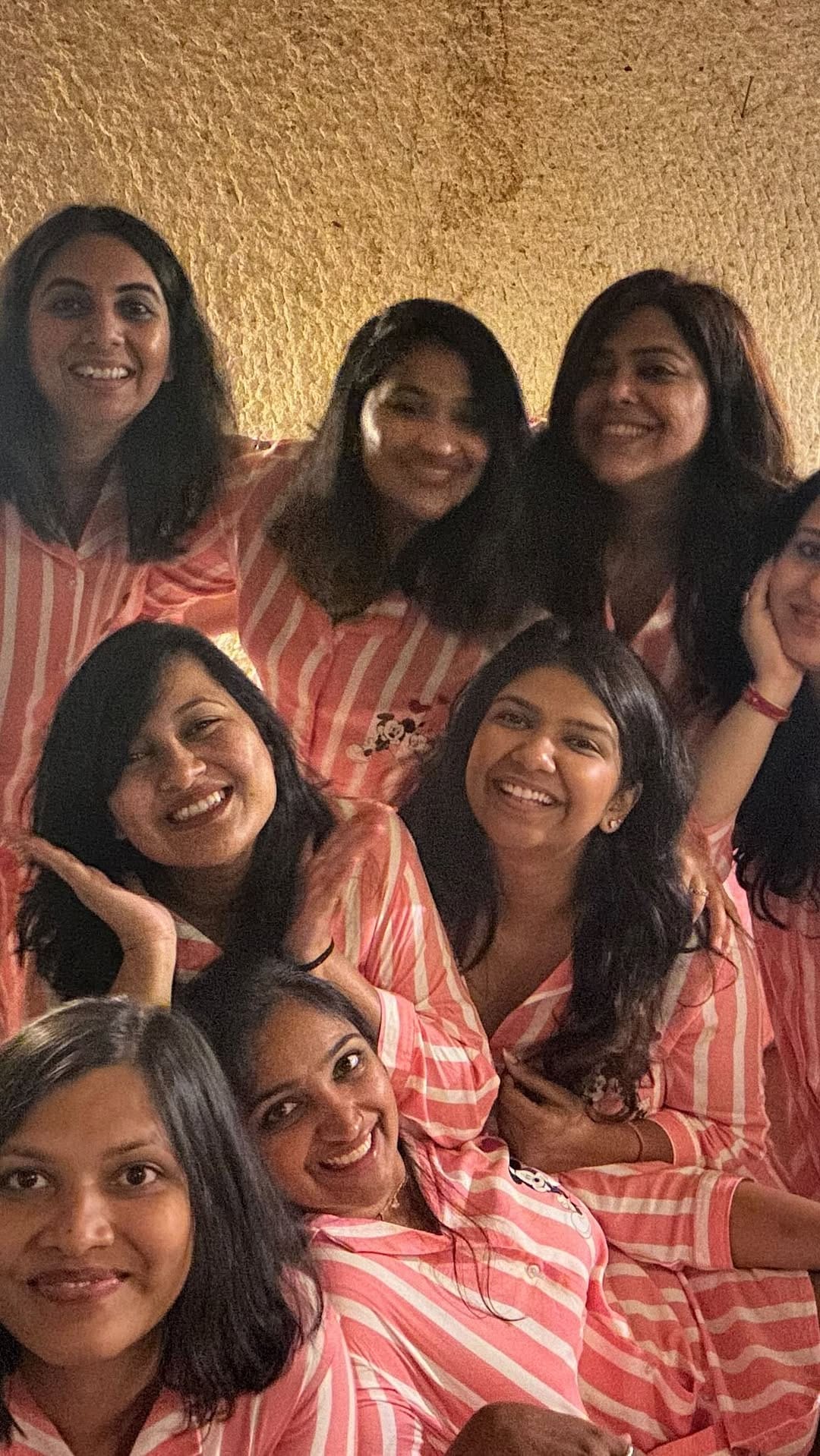 Post 10 by Sneha Bhandari on Instagram (video)