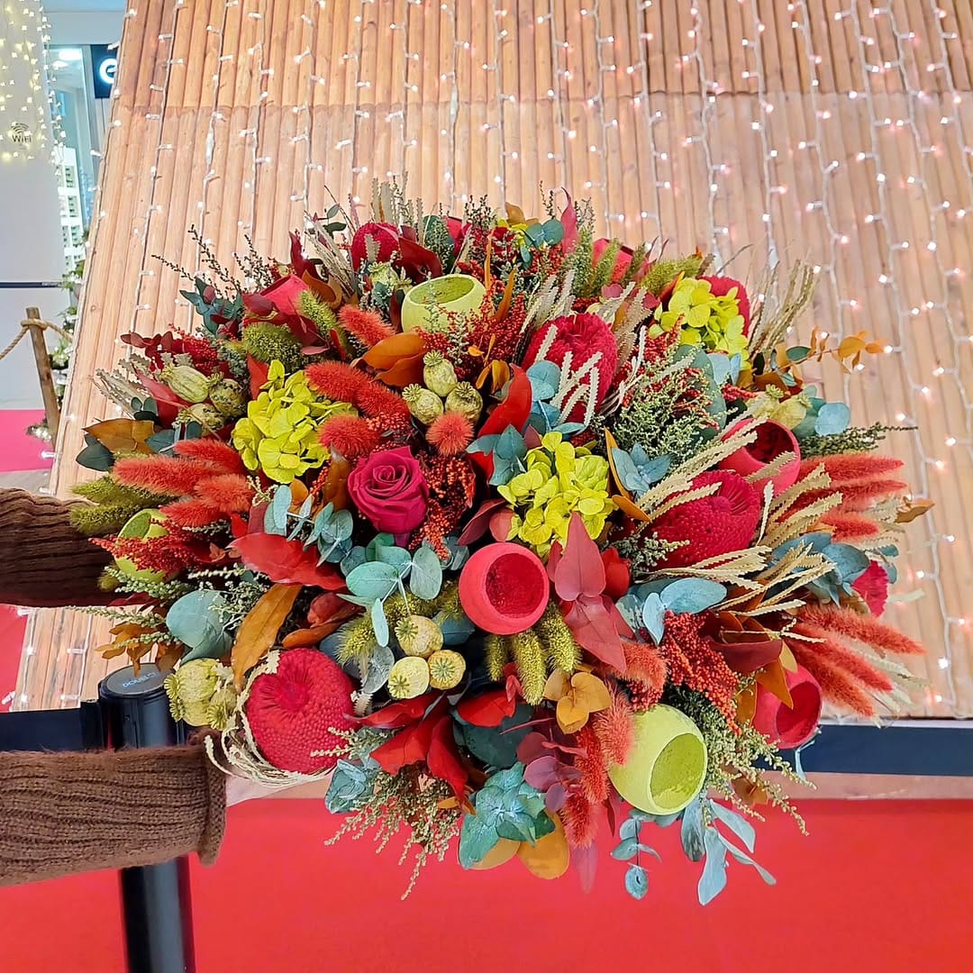 Post 2 by FLORISTERÍA AMARYLIS on Instagram (carousel)